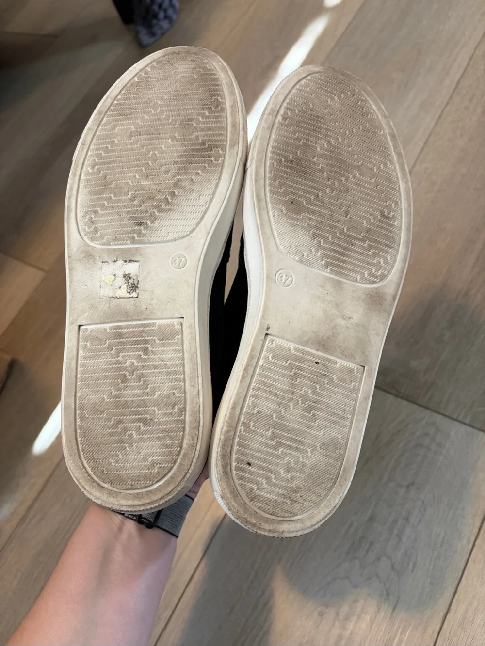 Jon Josef Slip-On Women's Sneakers with White Skull & Crossed Swords Embroider